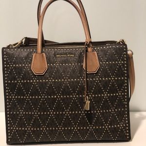 Michael Kors brown leather hand bag.